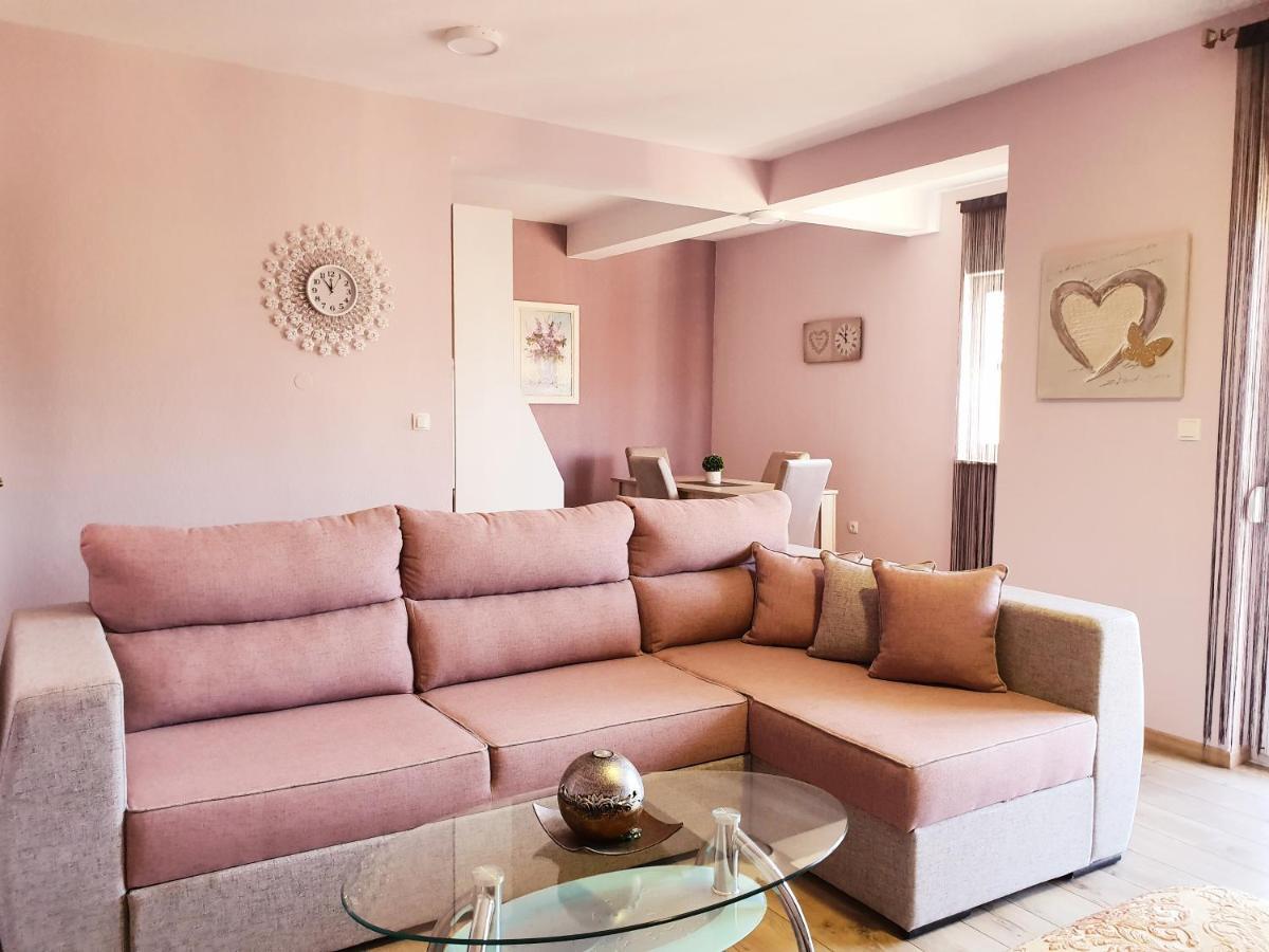 Riverside By Inntown Daire *